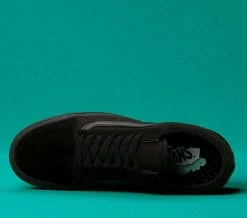 Vans Comfycush Old Skool Black/Black VN0A3WMAVND -Cheap High Tops Store Vans Comfycush Old Skool Black Black VN0A3WMAVND Famous Rock Shop Newcastle 2300 NSW. Australia. 6 800x