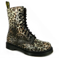 Dr. Martens Dr Martens Leopard Print 10 Hole Boot